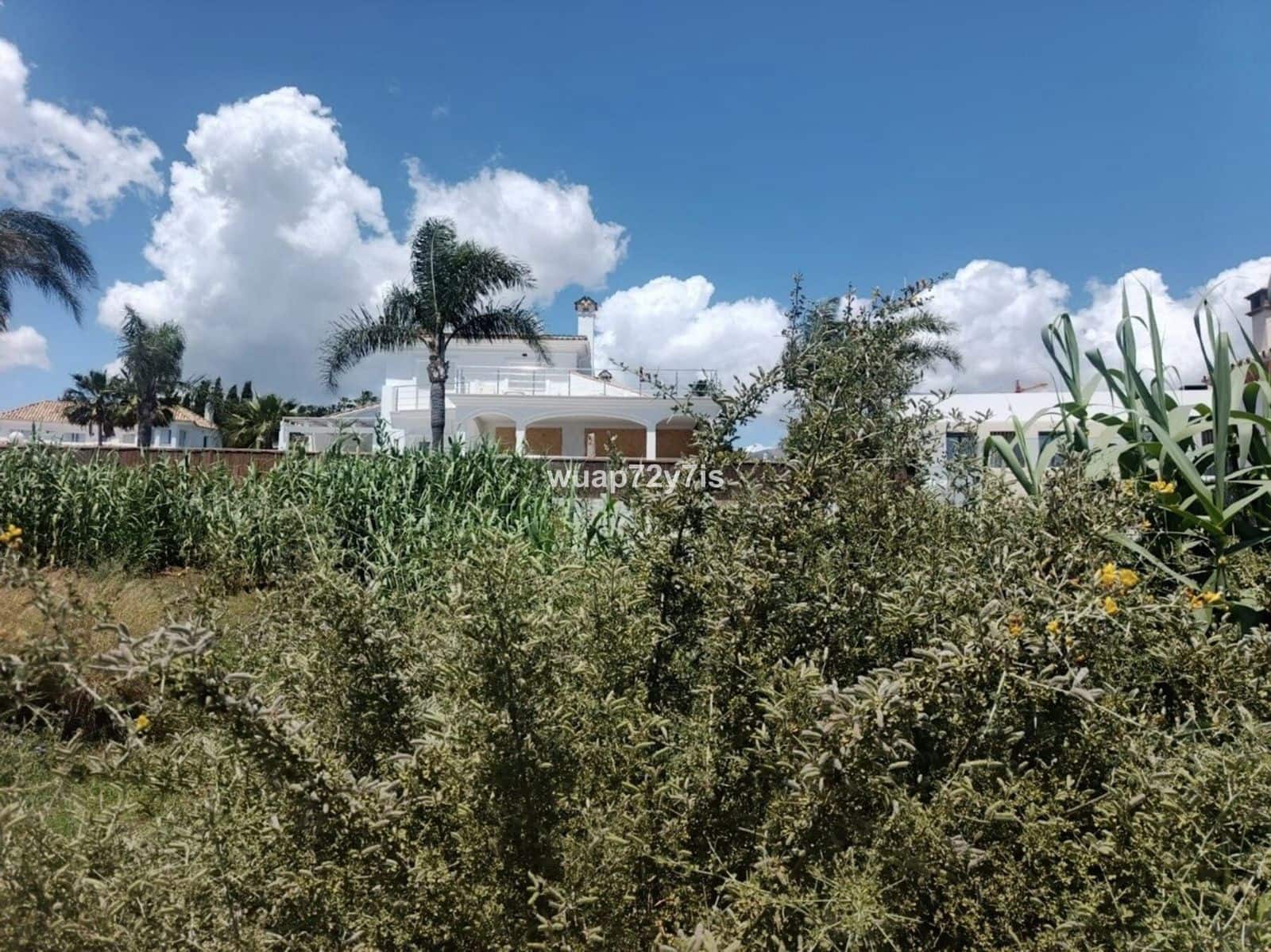 Byggegrund til salg i Estepona - € 850.000 (Ref: 9830998)