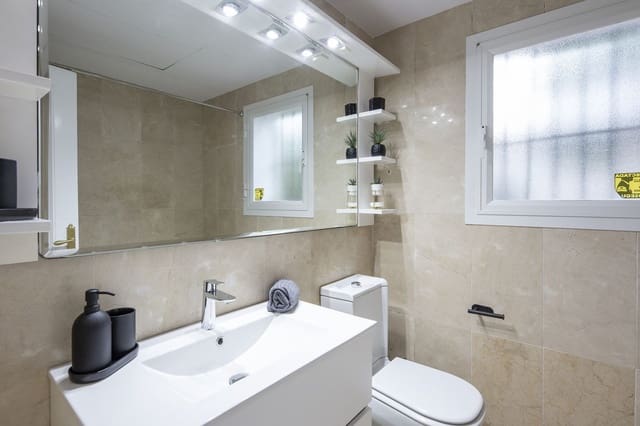 2 bedroom Apartment for sale in Benahavís - € 435,000 (Ref: 9831001)