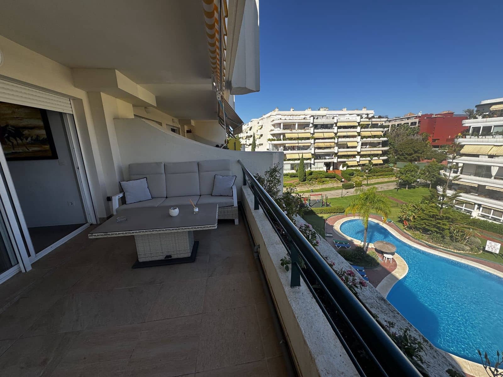 3 sypialnia Apartament na sprzedaż w Guadalmina - 530 000 € (Ref: 9831003)