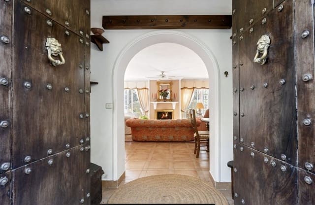 3 camera da letto Villa in vendita in El Rosario, Marbella - 995.000 € (Rif: 9831005)