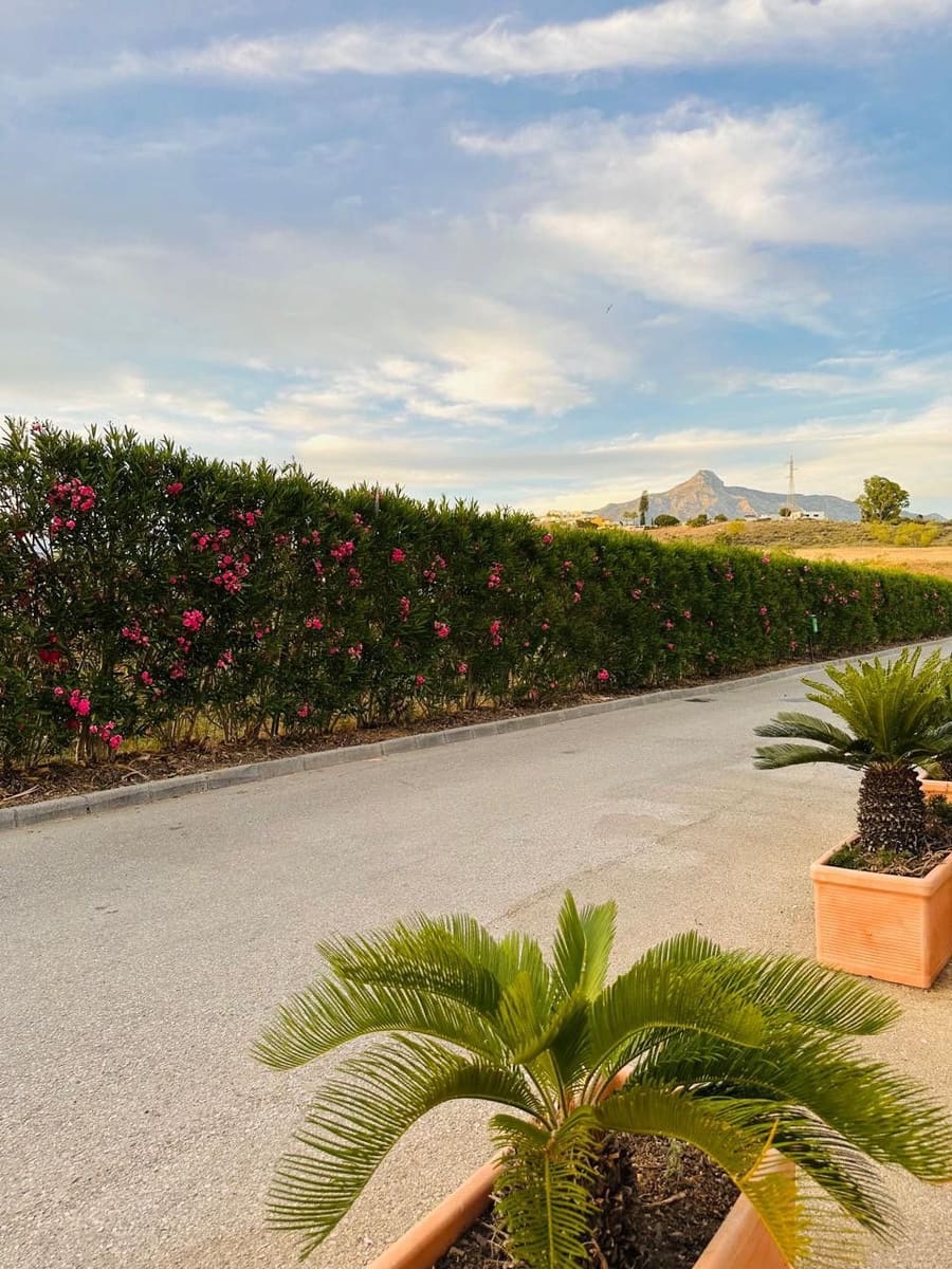 3 chambre Maison de Ville à vendre à Nueva Andalucia - 600 000 € (Ref: 9831007)