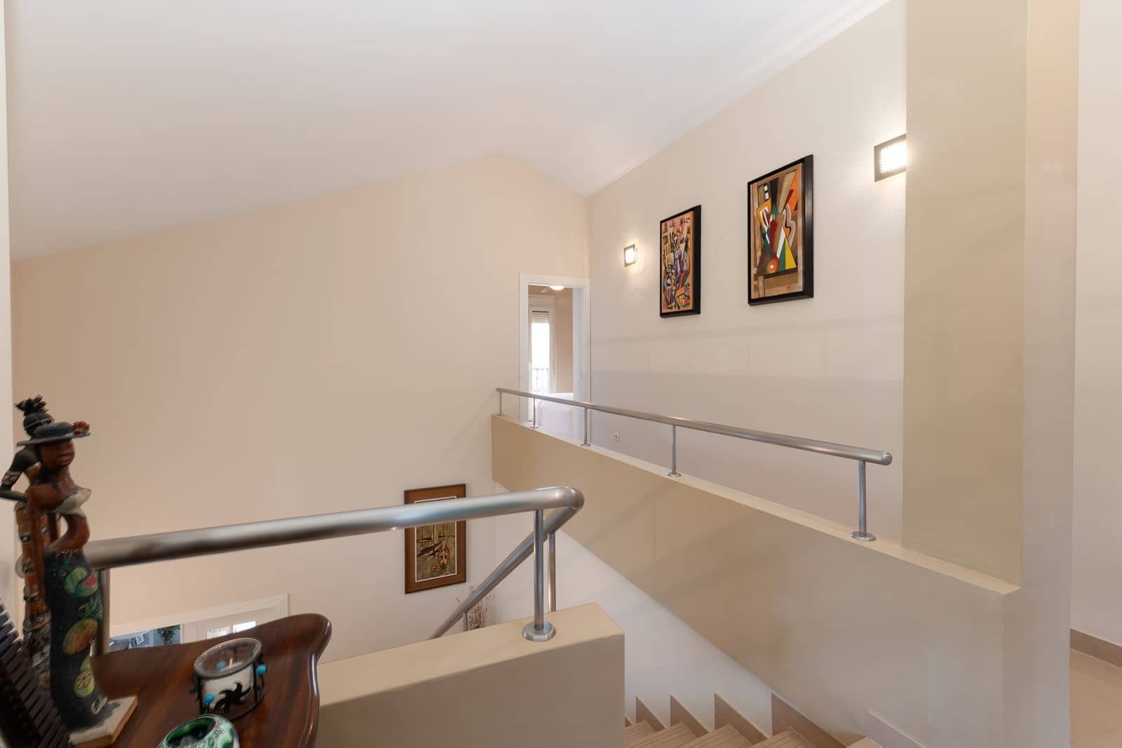 4 bedroom Villa for sale in Alhaurin de la Torre - € 855,000 (Ref: 9831010)