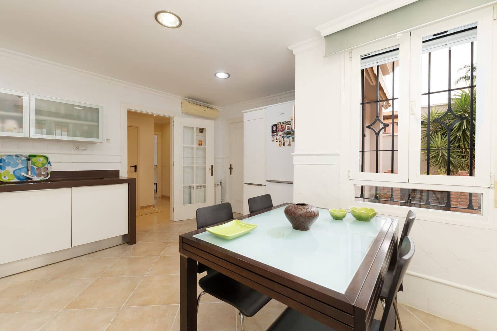 4 bedroom Villa for sale in Alhaurin de la Torre - € 855,000 (Ref: 9831010)
