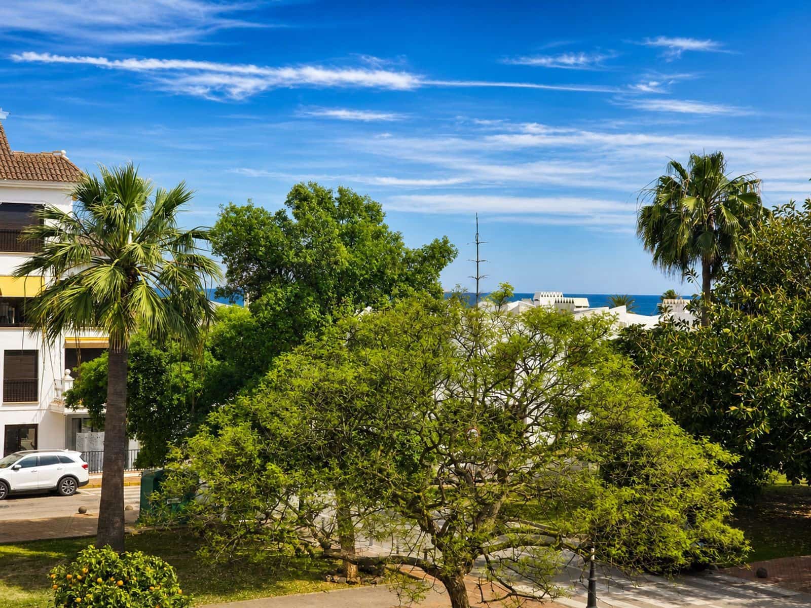 3 soveværelse Semi-Rækkehus til salg i La Duquesa / Puerto de la Duquesa - € 375.000 (Ref: 9831012)