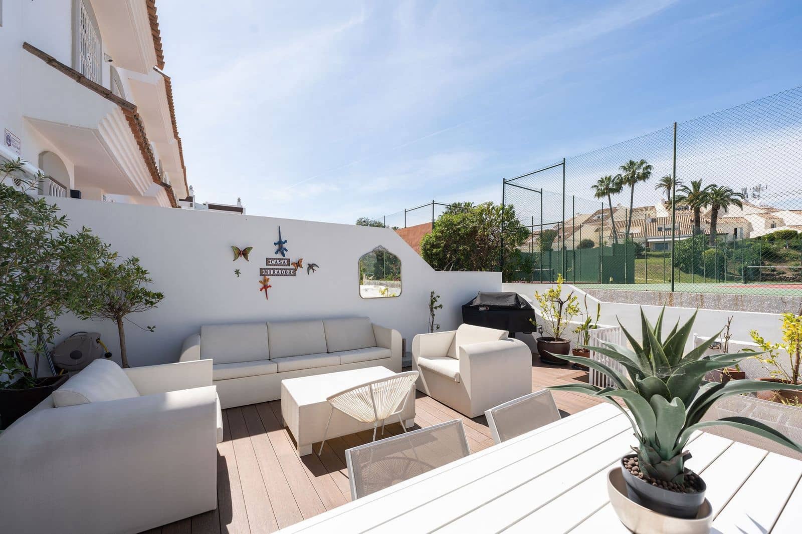 4 slaapkamer Huis te koop in Nueva Andalucia - € 1.195.000 (Ref: 9831021)