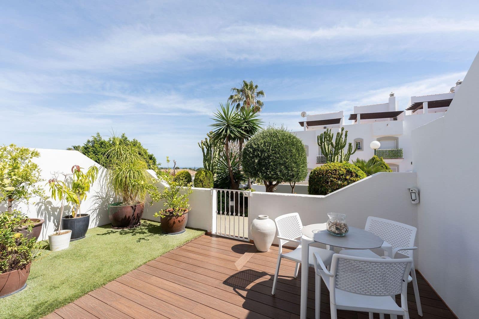 4 slaapkamer Huis te koop in Nueva Andalucia - € 1.195.000 (Ref: 9831021)