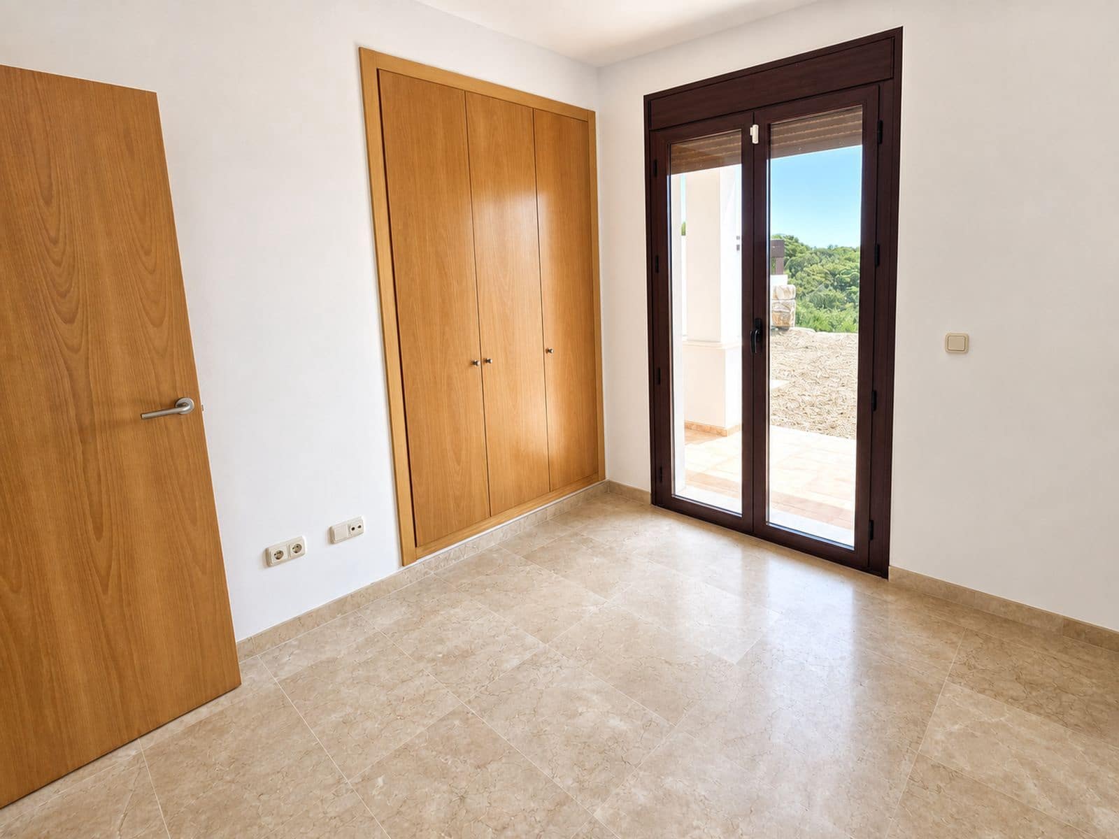 3 quarto Casa em Banda para venda em Bahia de Casares - 470 000 € (Ref: 9831031)