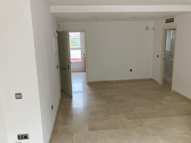 2 soveværelse Lejlighed til salg i Cancelada, Estepona - € 365.000 (Ref: 9831035)