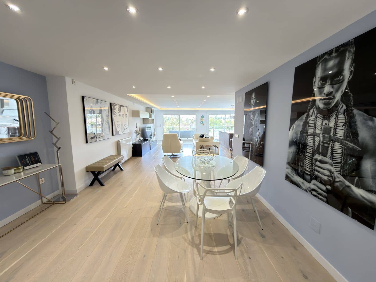 2 bedroom Apartment for sale in San Pedro de Alcantara - € 530,000 (Ref: 9836138)