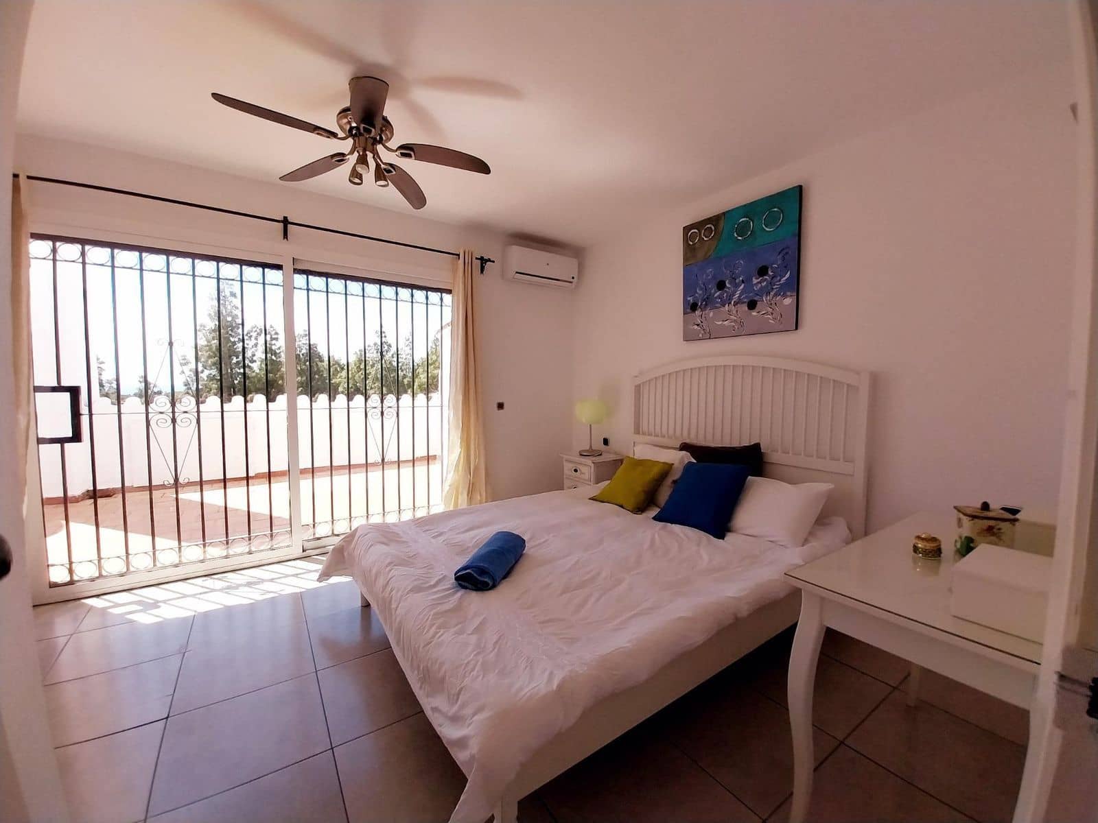 4 bedroom Townhouse for sale in Mijas Costa - € 475,000 (Ref: 9836140)