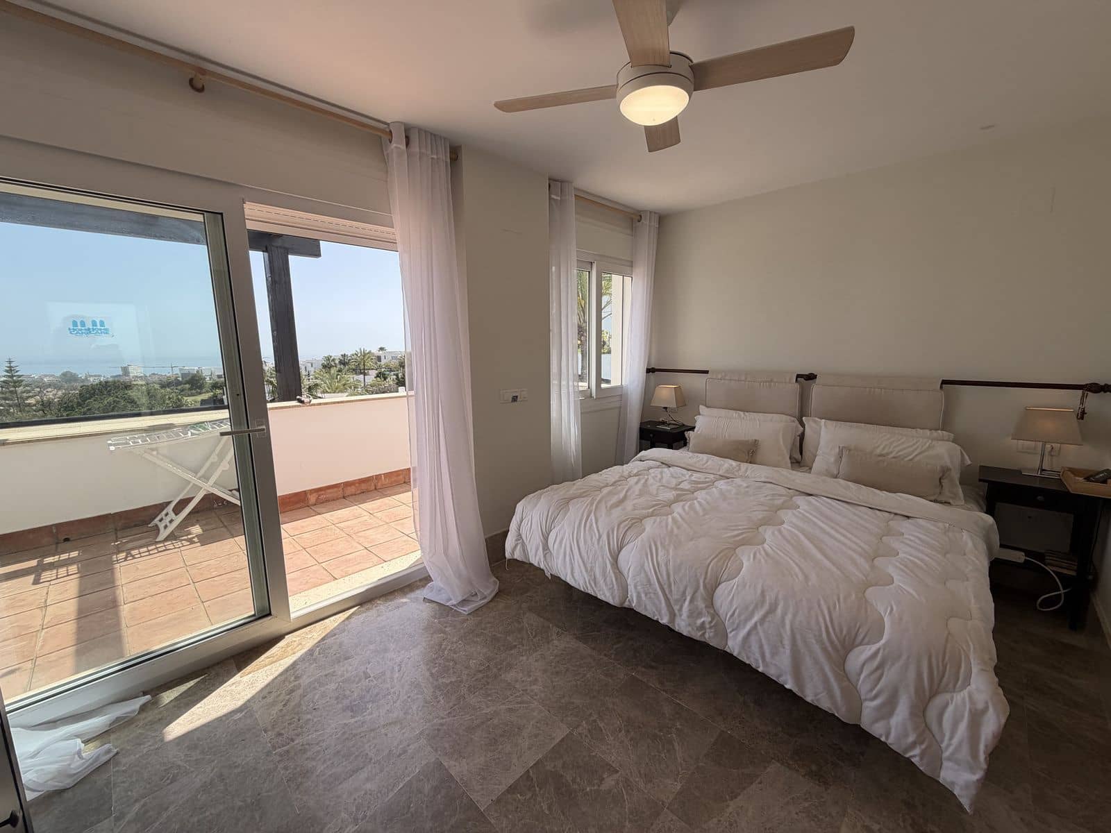 3 bedroom Semi-detached Villa for sale in Marbella - € 795,000 (Ref: 9836141)