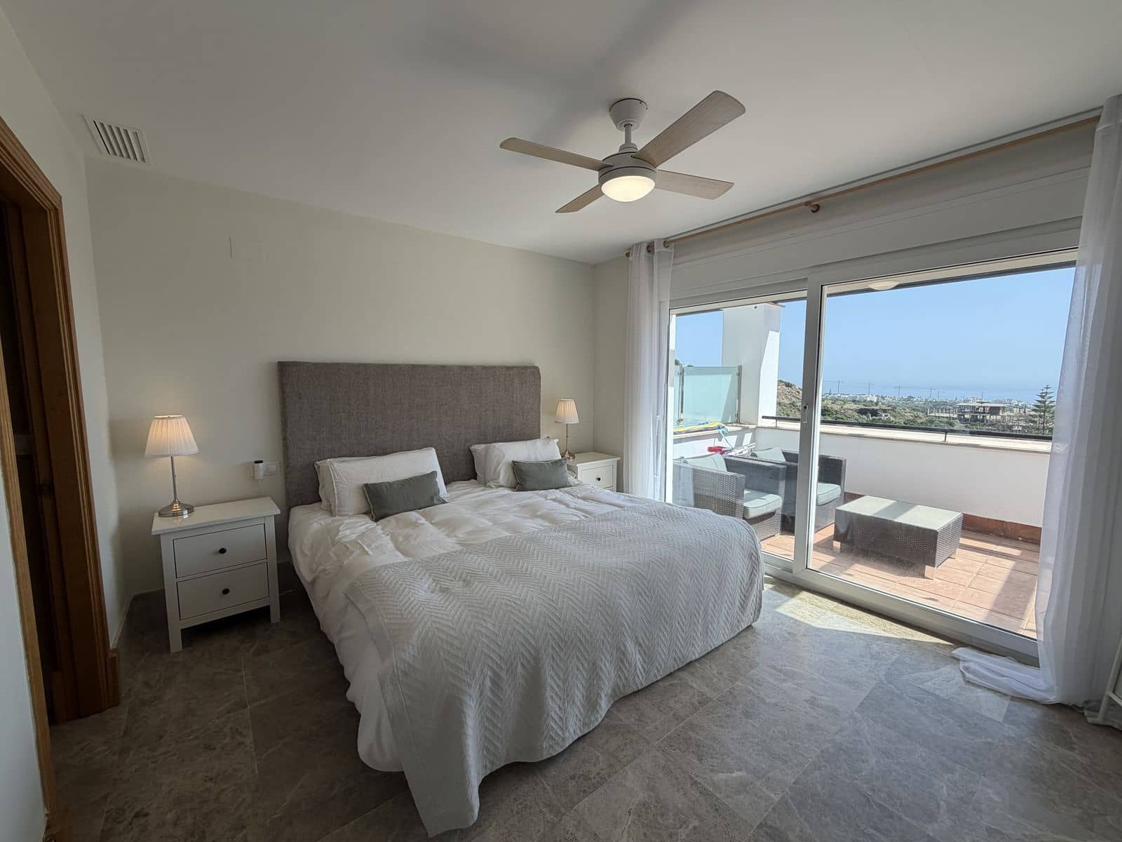3 bedroom Semi-detached Villa for sale in Marbella - € 795,000 (Ref: 9836141)
