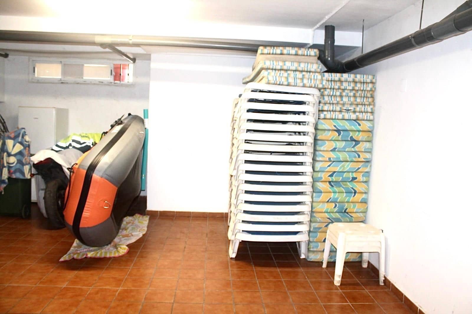4 bedroom Semi-detached Villa for sale in Marbella - € 650,000 (Ref: 9836142)