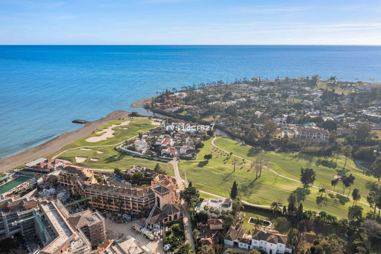 2 bedroom Townhouse for sale in Guadalmina - € 689,000 (Ref: 9836144)