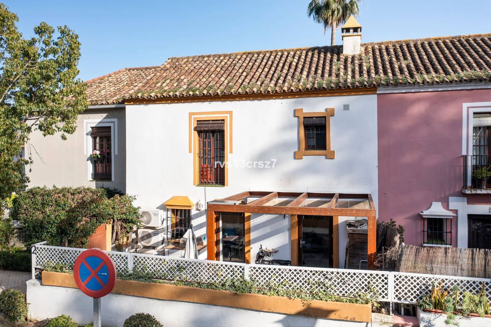 2 bedroom Townhouse for sale in Guadalmina - € 689,000 (Ref: 9836144)