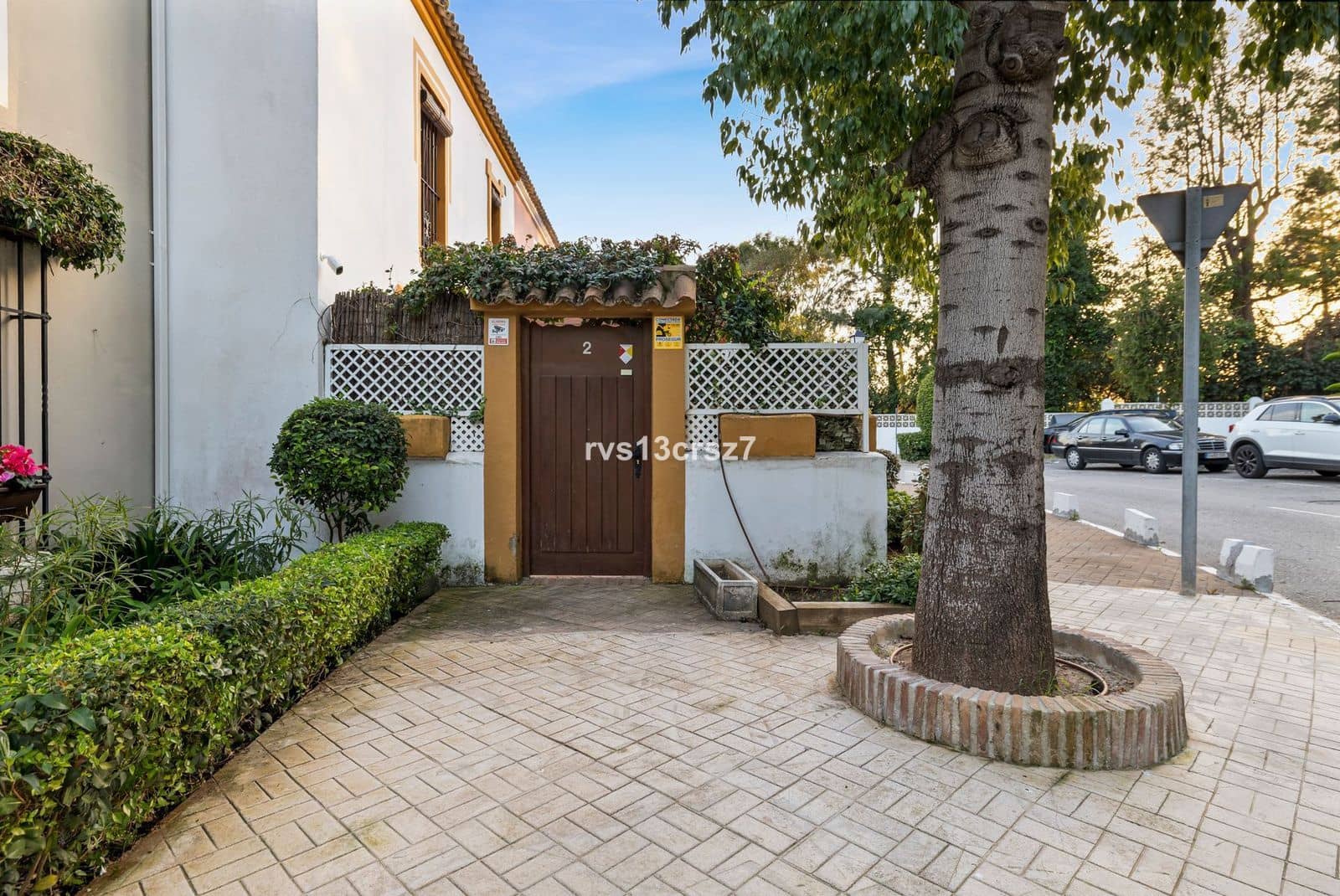 2 bedroom Townhouse for sale in Guadalmina - € 689,000 (Ref: 9836144)