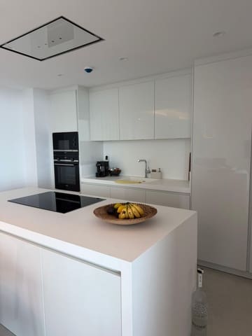 2 bedroom Penthouse for sale in Benahavís - € 1,900,000 (Ref: 9836145)