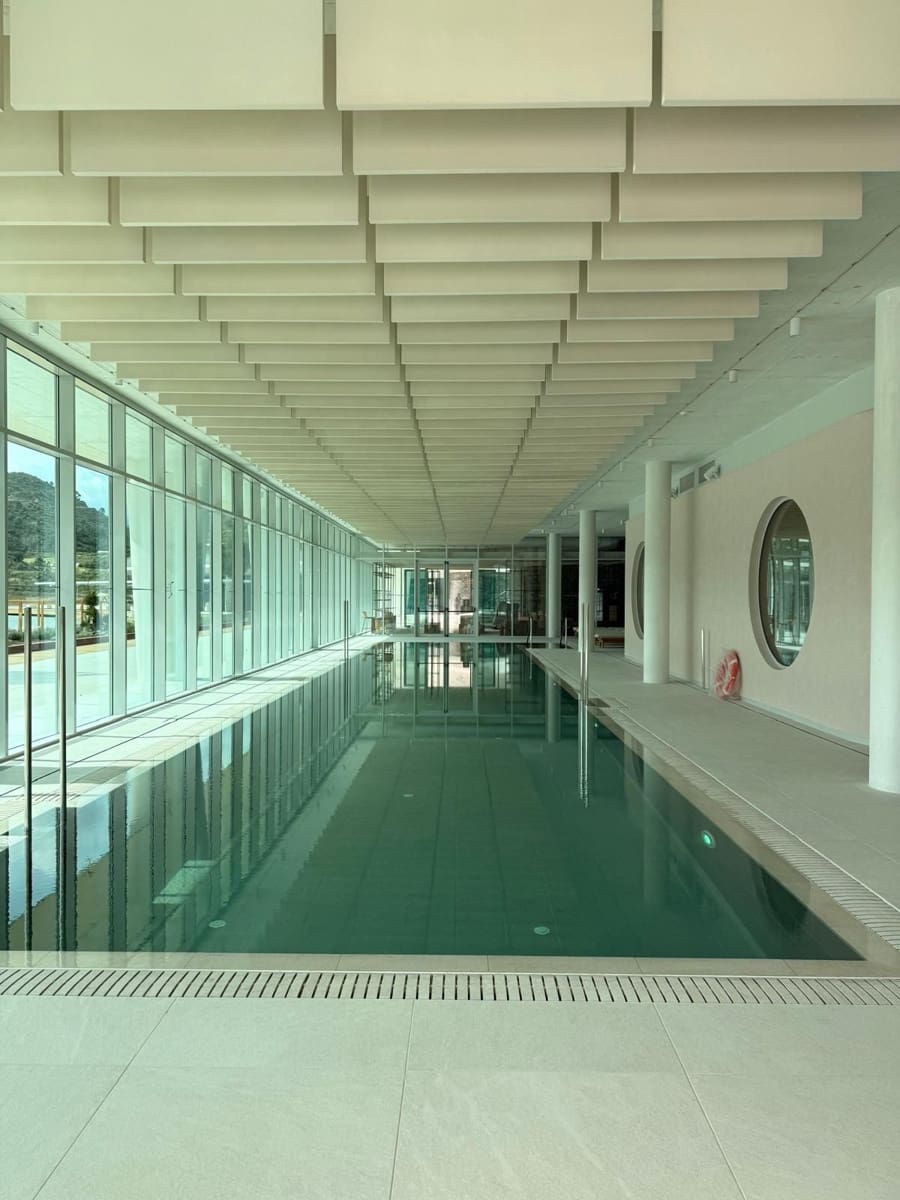 2 bedroom Penthouse for sale in Benahavis - € 1,900,000 (Ref: 9836145)