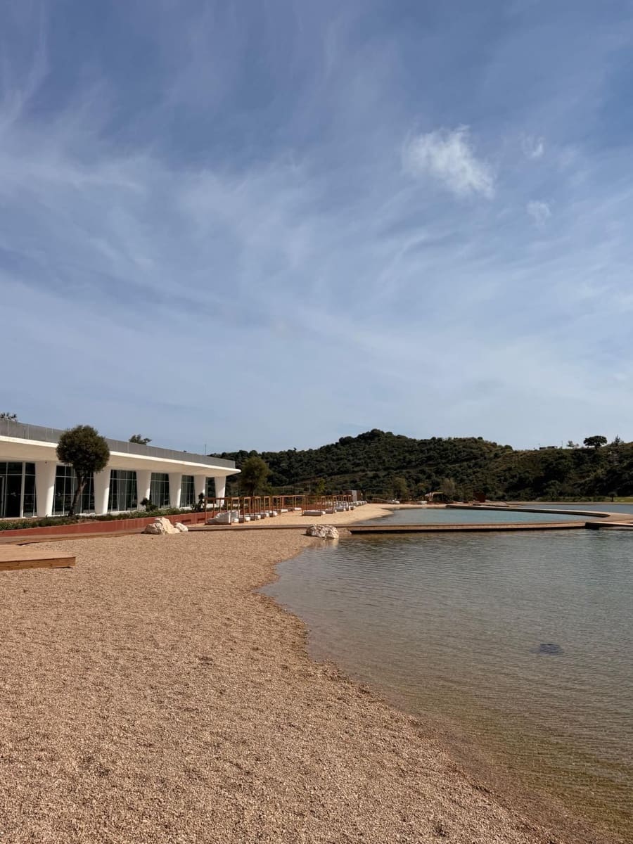 2 bedroom Penthouse for sale in Benahavis - € 1,900,000 (Ref: 9836145)