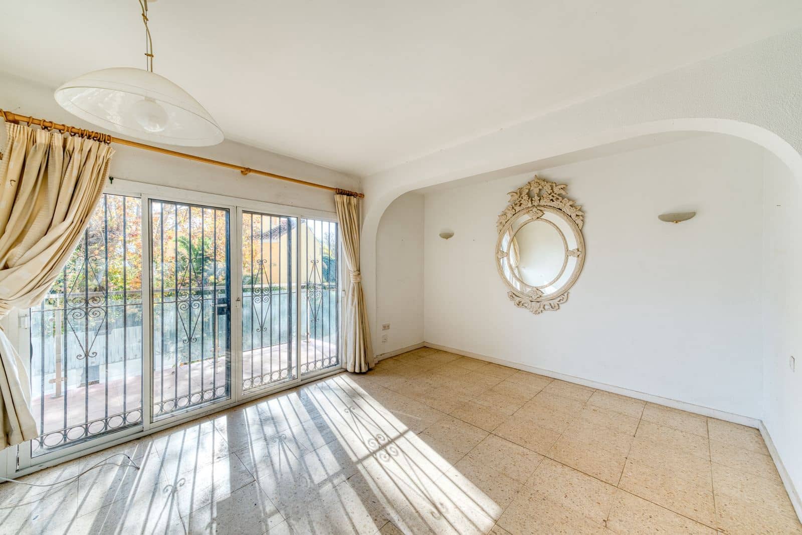 Apartamento de 2 habitaciones en Golden Mile en venta - 375.000 € (Ref: 9836146)