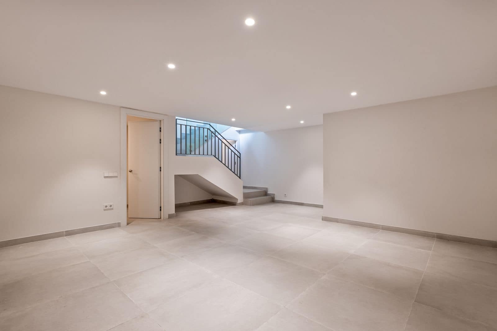 4 slaapkamer Halfvrijstaande villa te koop in San Pedro de Alcantara - € 1.195.000 (Ref: 9836148)