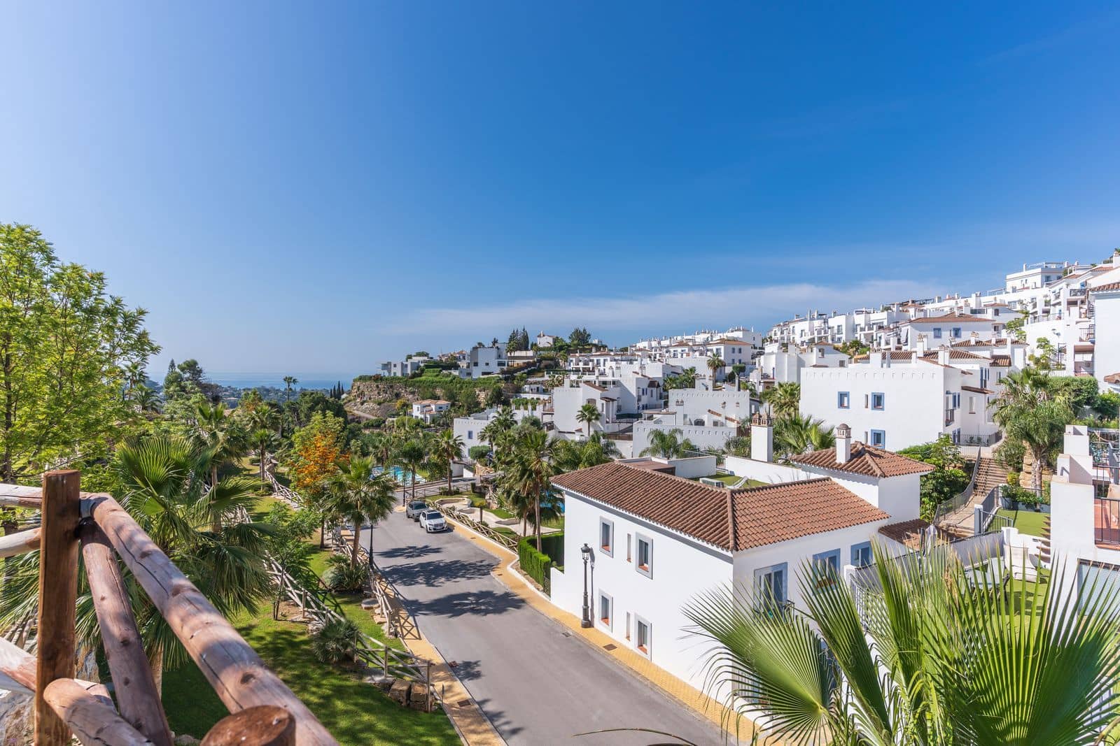 3 bedroom Apartment for sale in Benahavis - € 750,000 (Ref: 9836153)