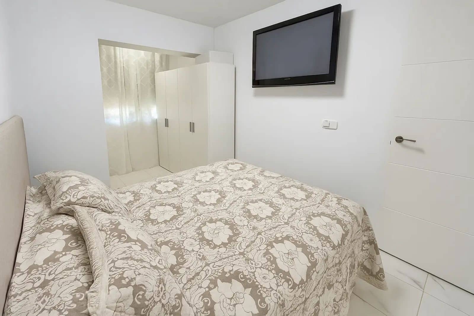 3 bedroom Apartment for sale in Benalmadena Costa - € 346,000 (Ref: 9836326)