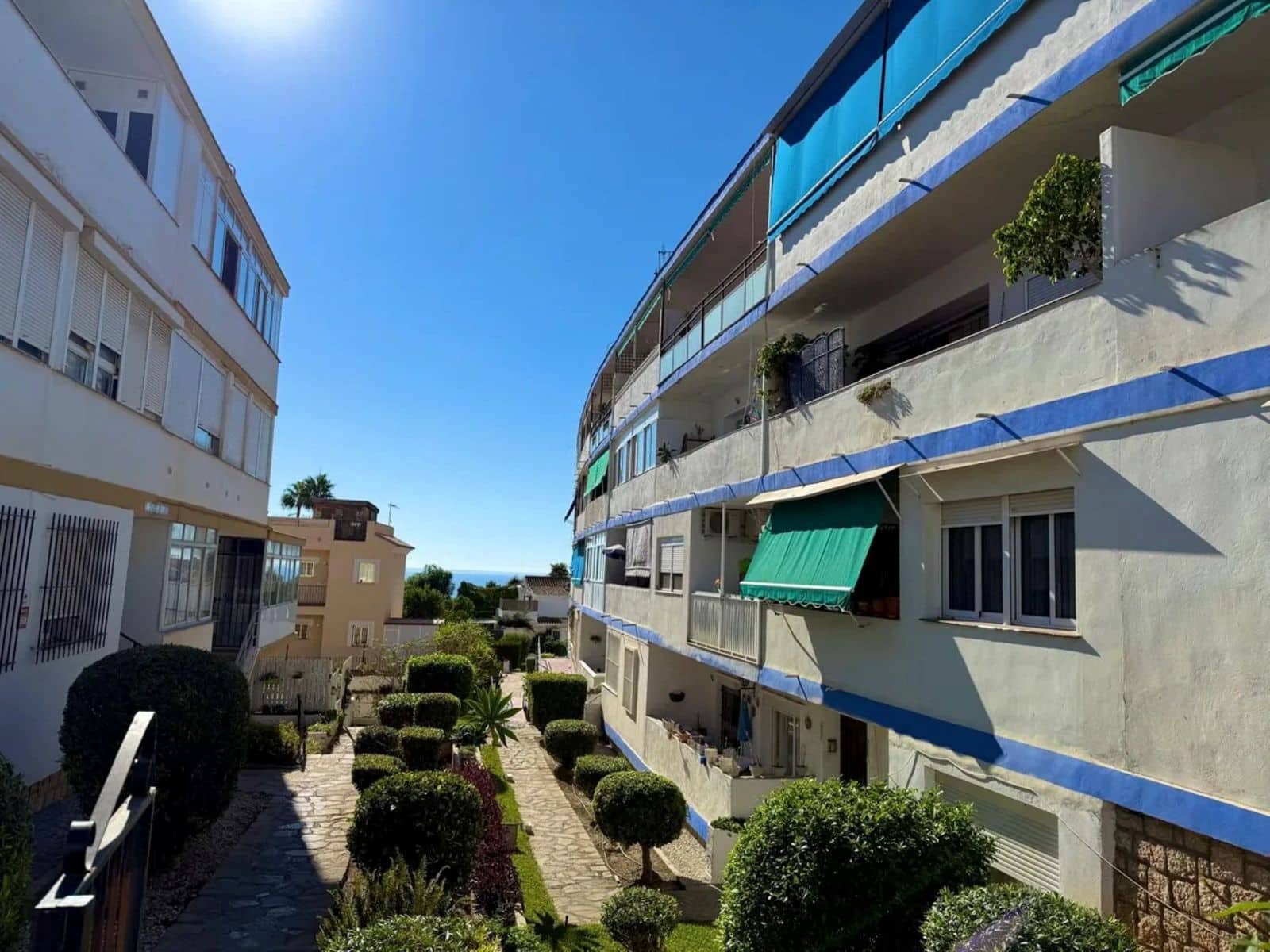3 bedroom Apartment for sale in Benalmadena Costa - € 346,000 (Ref: 9836326)