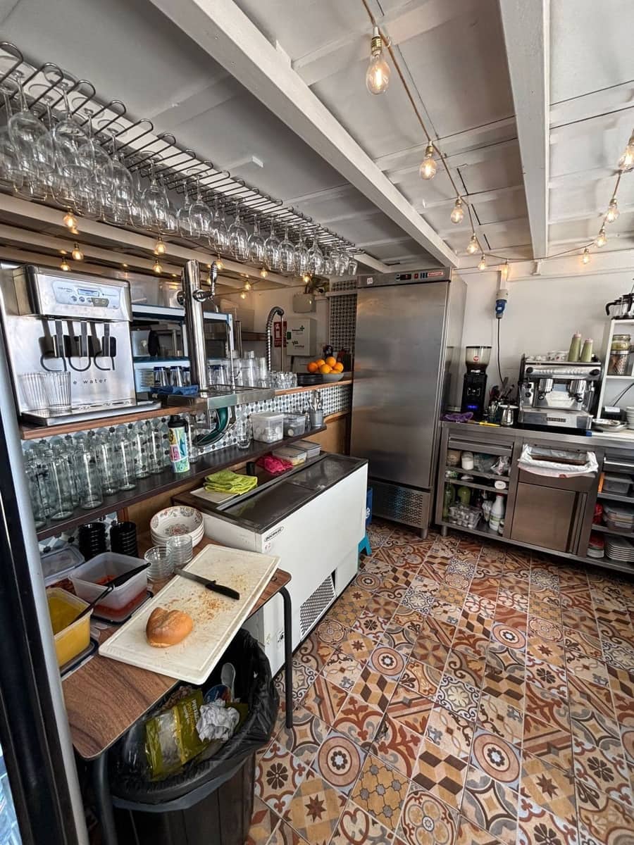 Bar/Restaurant zu verkaufen in Estepona - 450.000 € (Ref: 9836330)