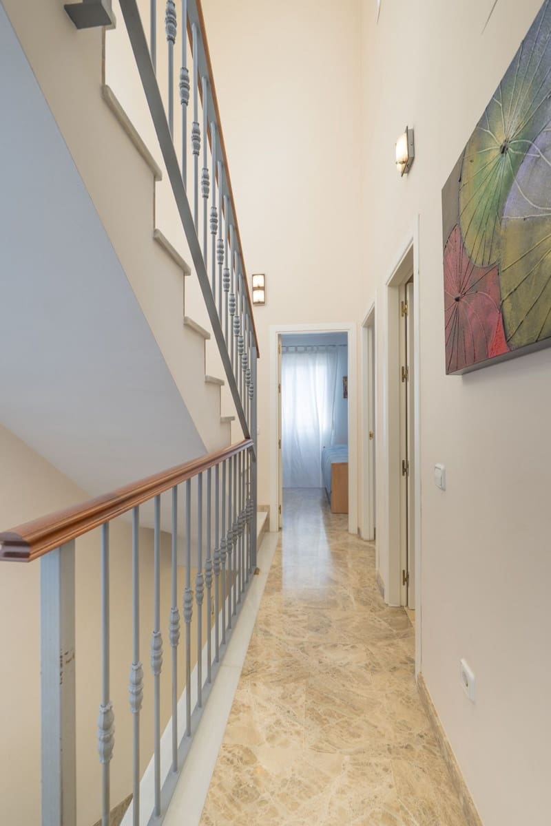 3 bedroom Townhouse for sale in Torremolinos - € 550,000 (Ref: 9836340)