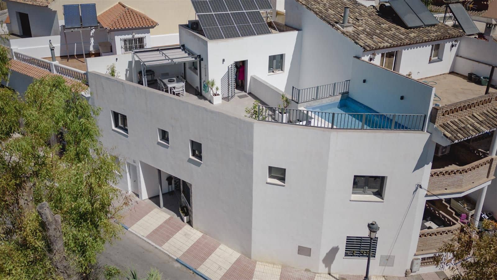 3 bedroom Townhouse for sale in San Pedro de Alcantara - € 900,000 (Ref: 9836341)