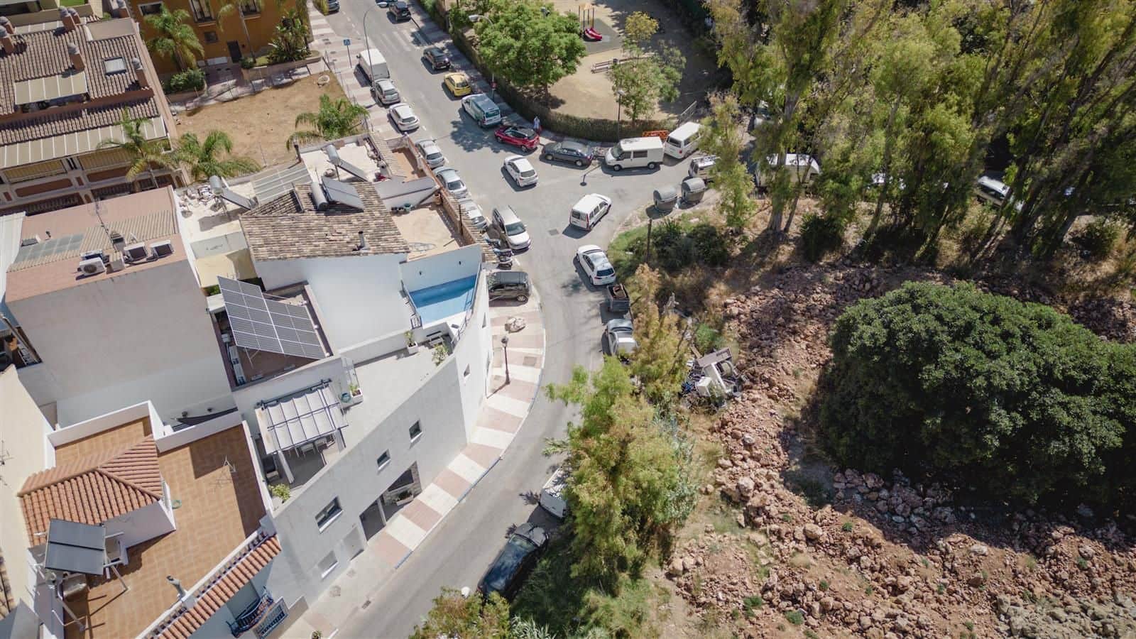 3 bedroom Townhouse for sale in San Pedro de Alcantara - € 900,000 (Ref: 9836341)