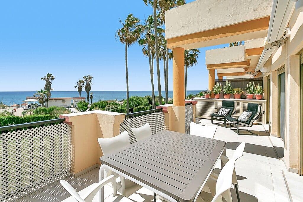 Apartamento de 2 habitaciones en Marbella en venta - 945.000 € (Ref: 9836342)