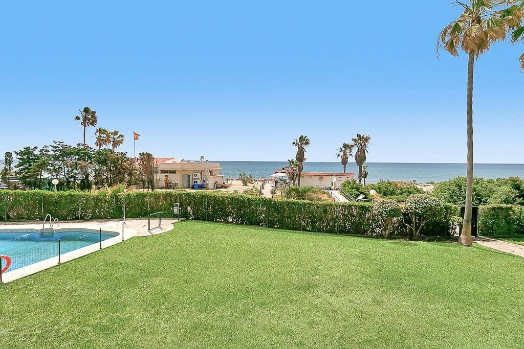 Apartamento de 2 habitaciones en Marbella en venta - 945.000 € (Ref: 9836342)