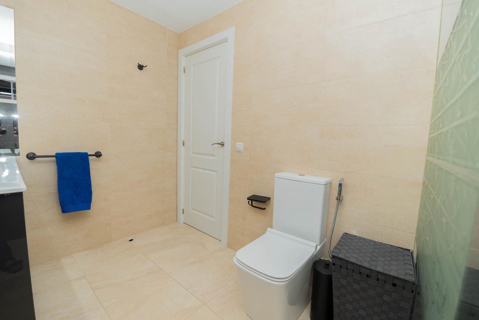 2 bedroom Apartment for sale in Benalmadena Costa - € 350,000 (Ref: 9836347)