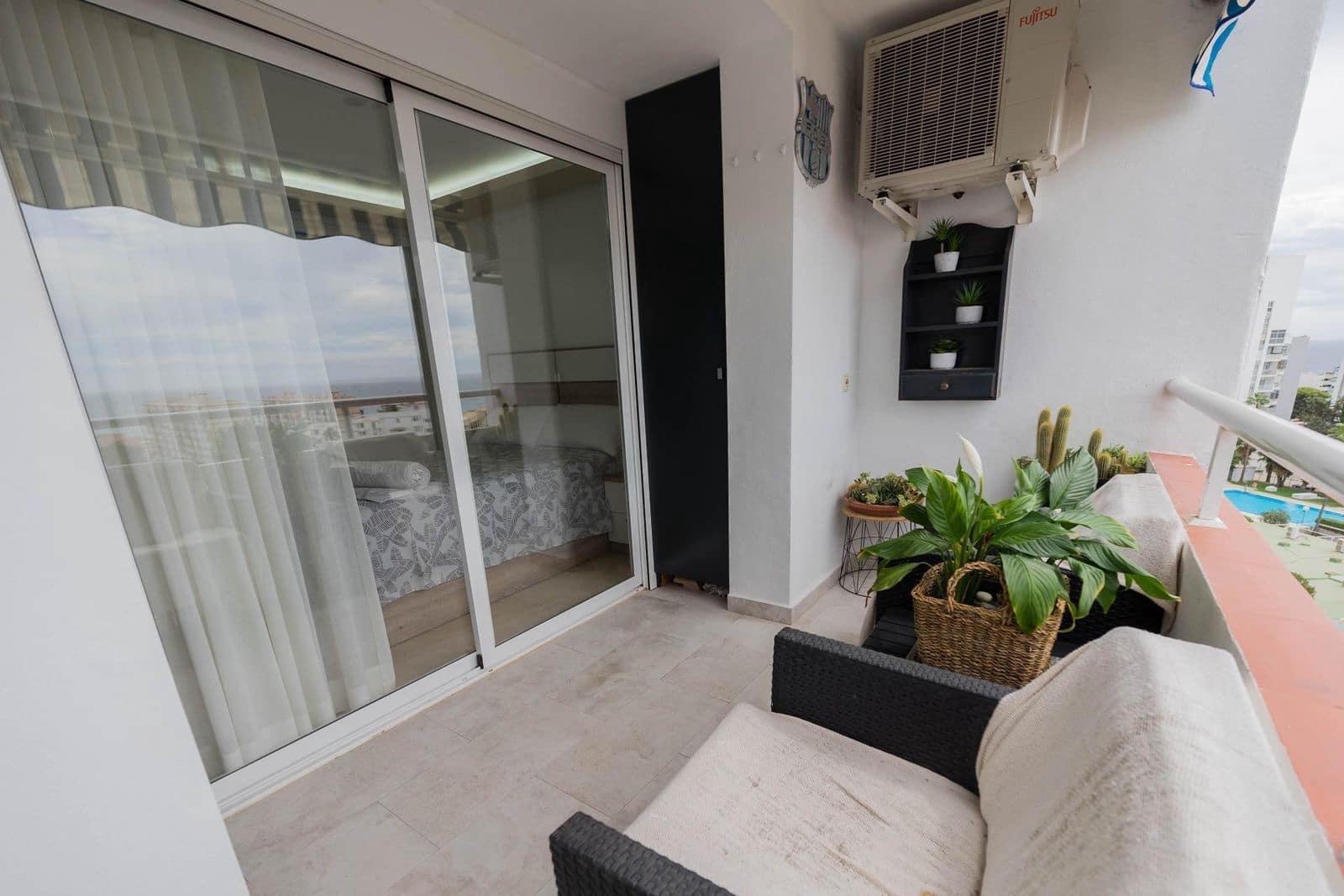 2 bedroom Apartment for sale in Benalmadena Costa - € 350,000 (Ref: 9836347)