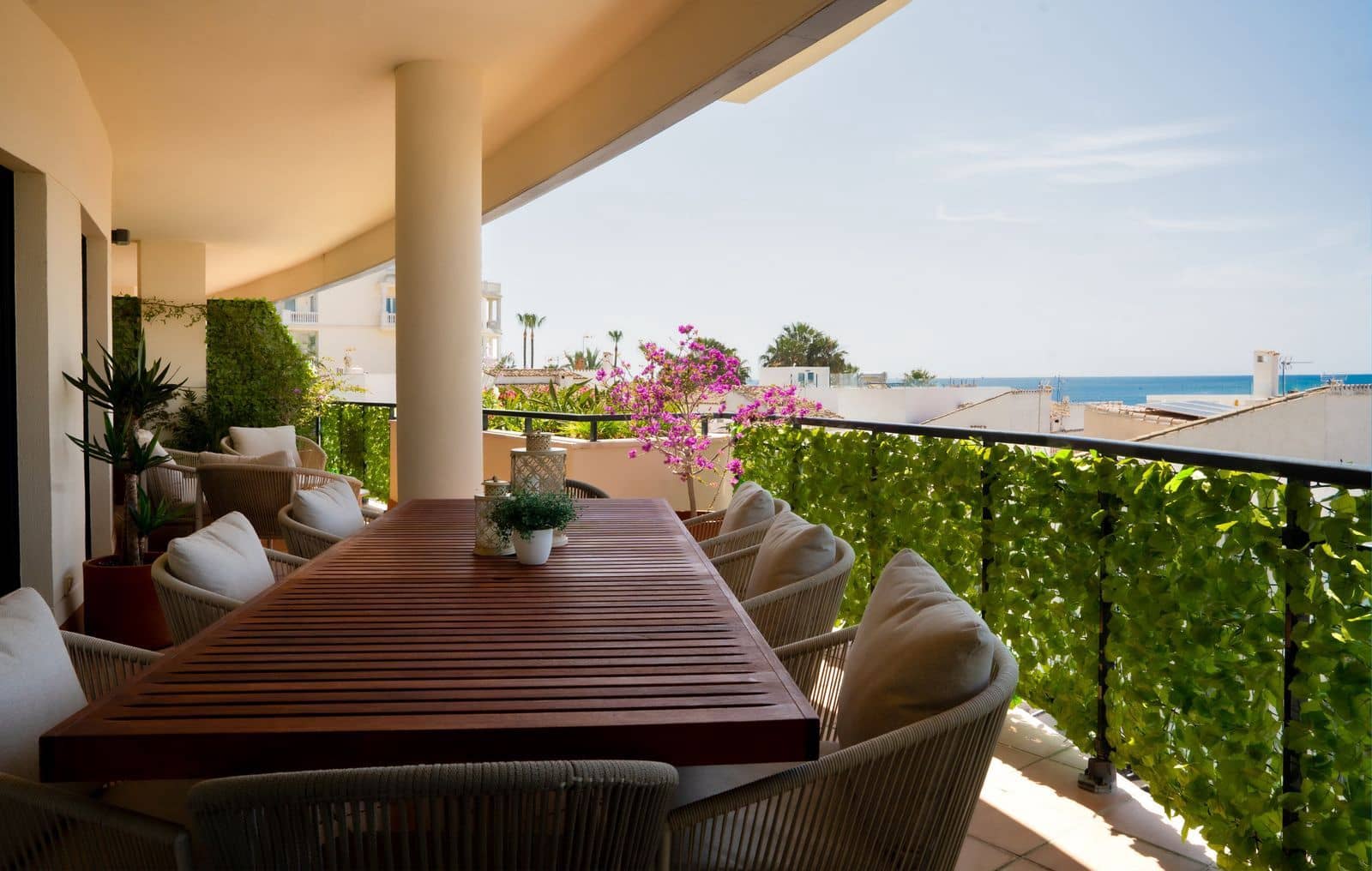 2 bedroom Apartment for sale in New Golden Mile - € 695,000 (Ref: 9836350)