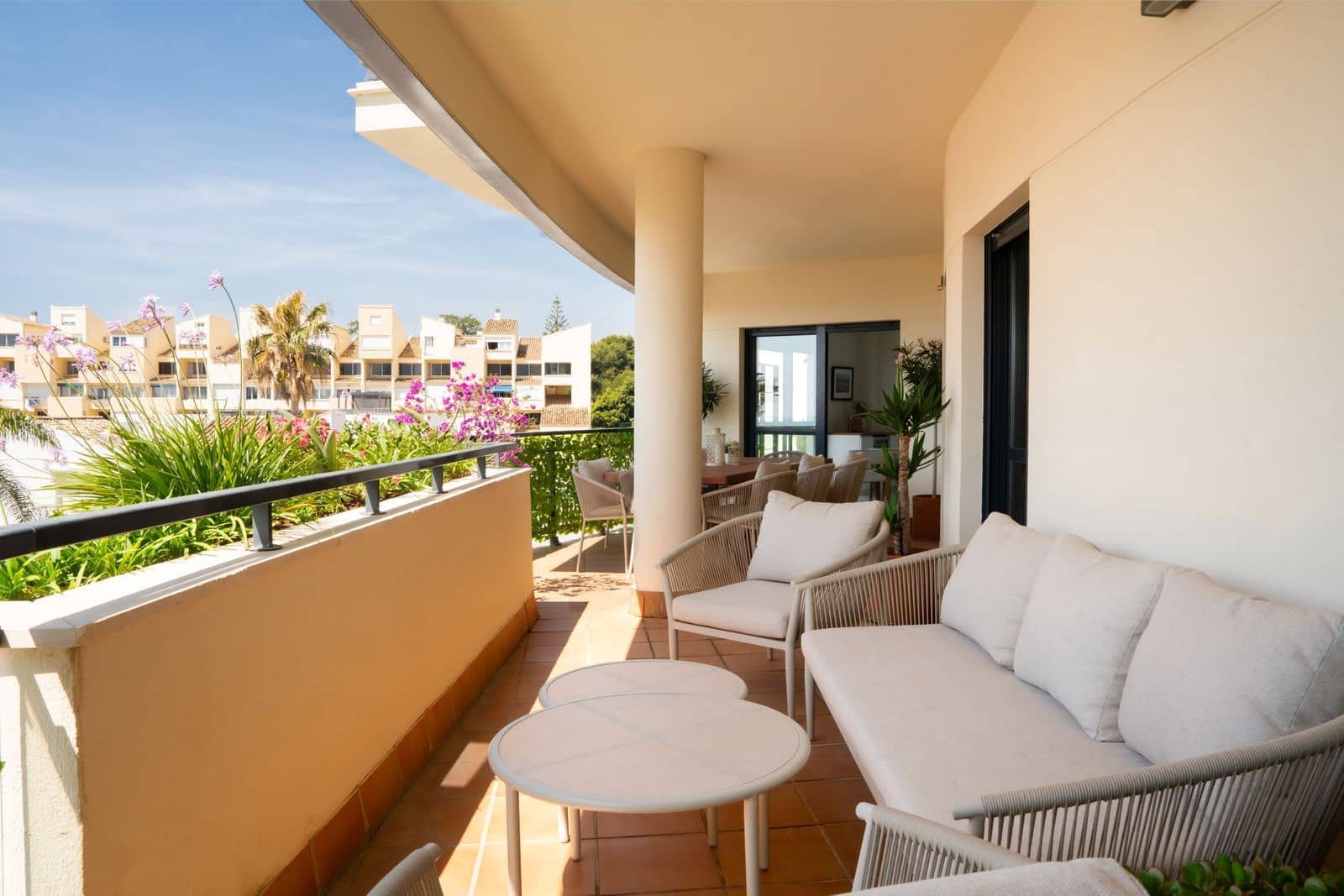 2 bedroom Apartment for sale in New Golden Mile - € 695,000 (Ref: 9836350)