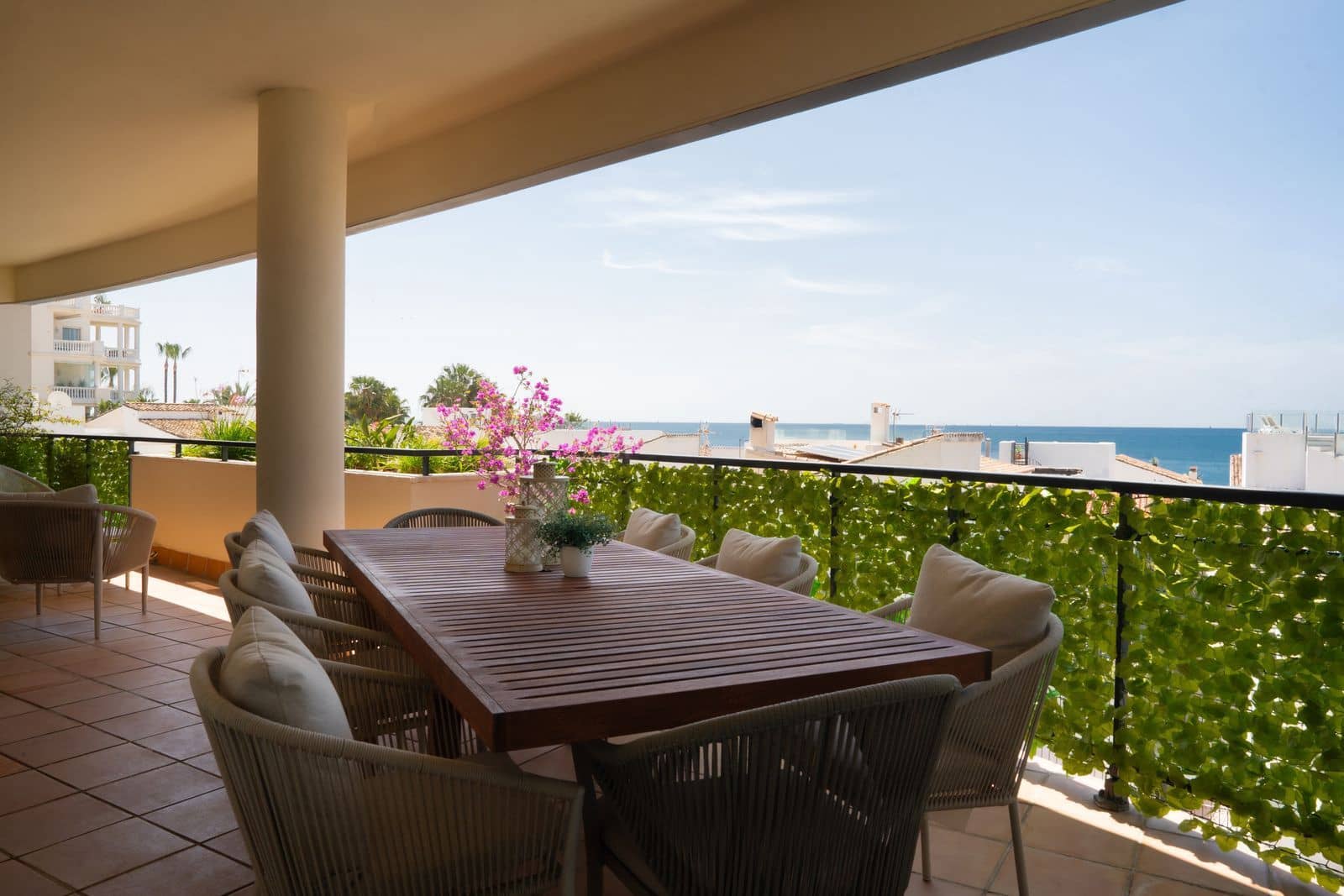 2 bedroom Apartment for sale in New Golden Mile - € 695,000 (Ref: 9836350)
