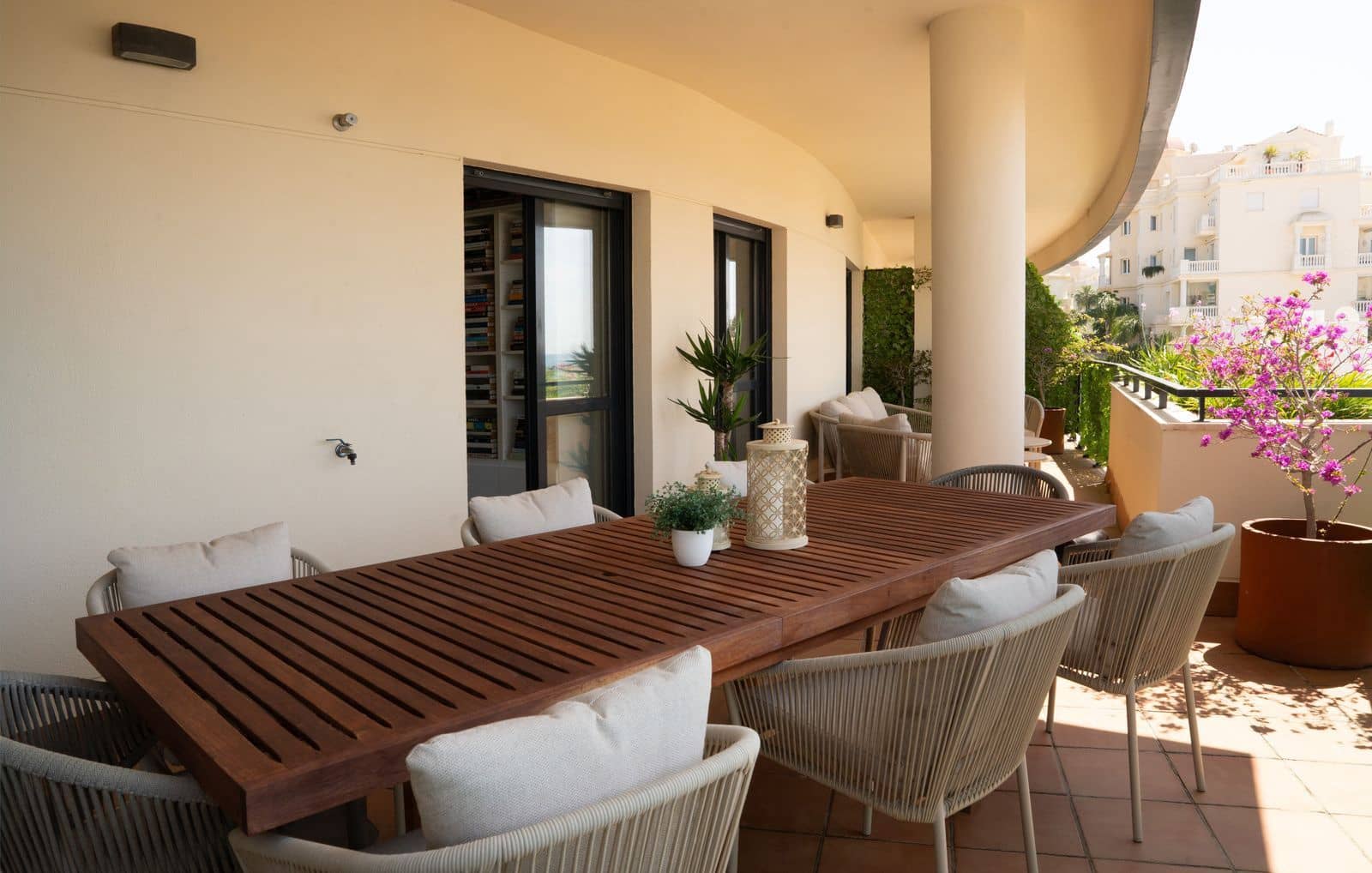 2 bedroom Apartment for sale in New Golden Mile - € 695,000 (Ref: 9836350)