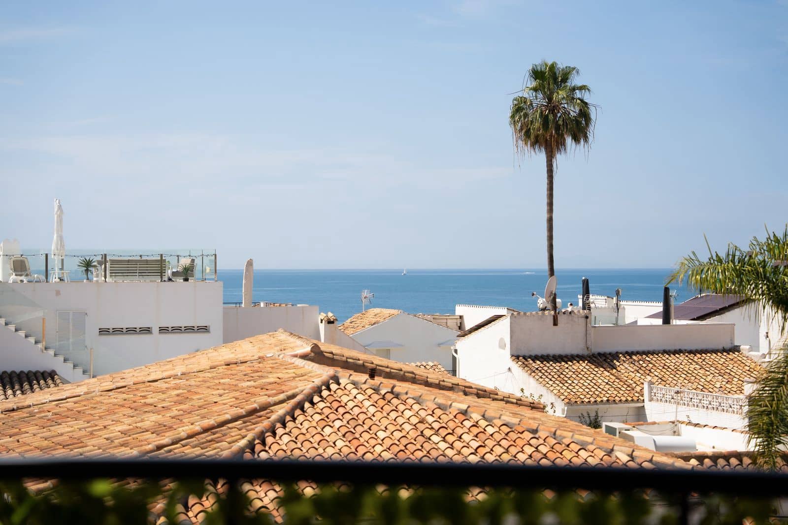 2 bedroom Apartment for sale in New Golden Mile - € 695,000 (Ref: 9836350)