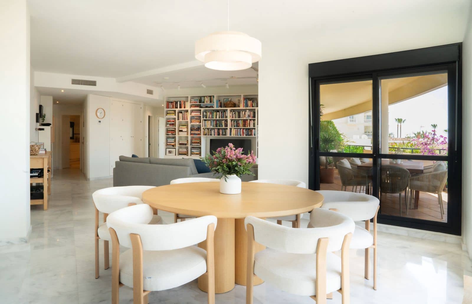 2 bedroom Apartment for sale in New Golden Mile - € 695,000 (Ref: 9836350)