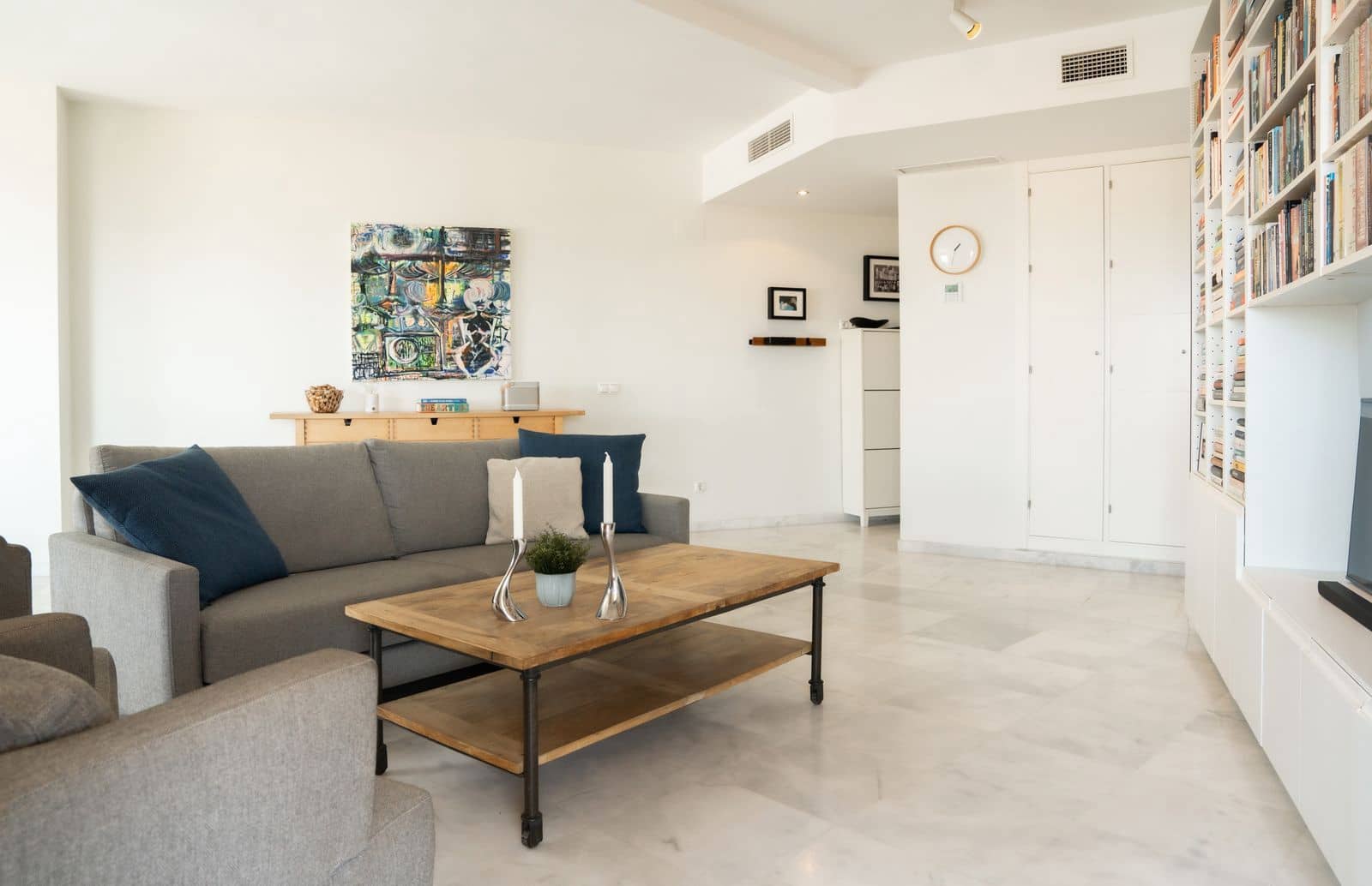 2 bedroom Apartment for sale in New Golden Mile - € 695,000 (Ref: 9836350)