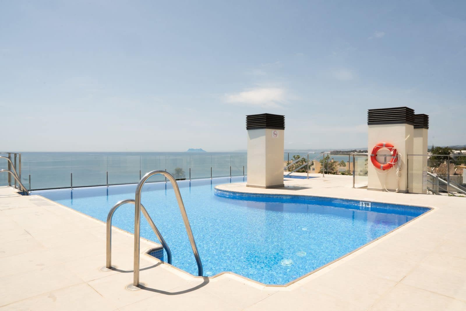 2 bedroom Apartment for sale in New Golden Mile - € 695,000 (Ref: 9836350)