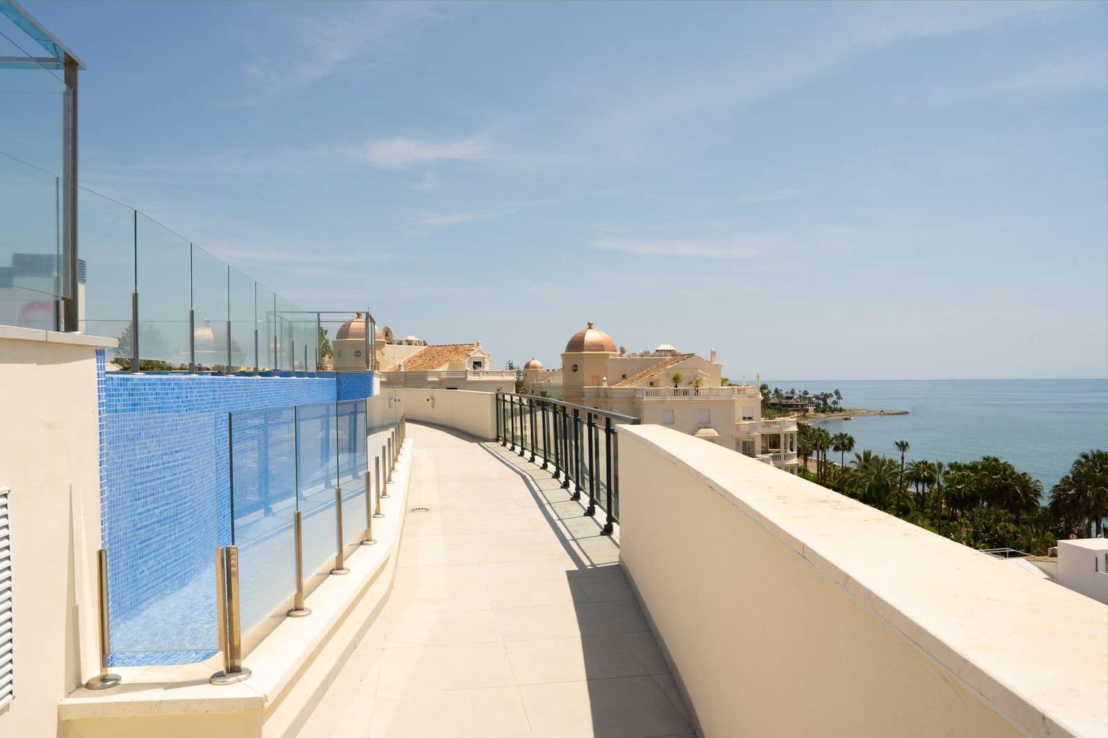 2 bedroom Apartment for sale in New Golden Mile - € 695,000 (Ref: 9836350)
