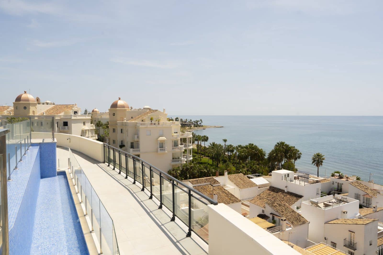 2 bedroom Apartment for sale in New Golden Mile - € 695,000 (Ref: 9836350)