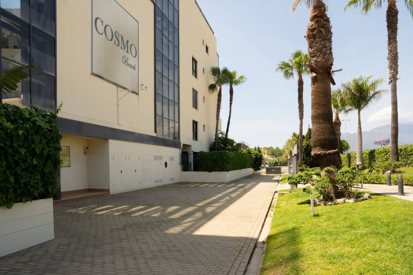 2 bedroom Apartment for sale in New Golden Mile - € 695,000 (Ref: 9836350)