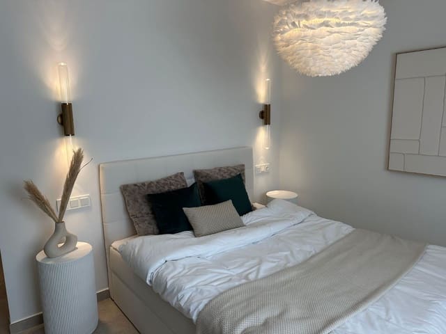 Casa de 4 habitaciones en Nueva Andalucia, Marbella en venta - 1.395.000 € (Ref: 9836353)