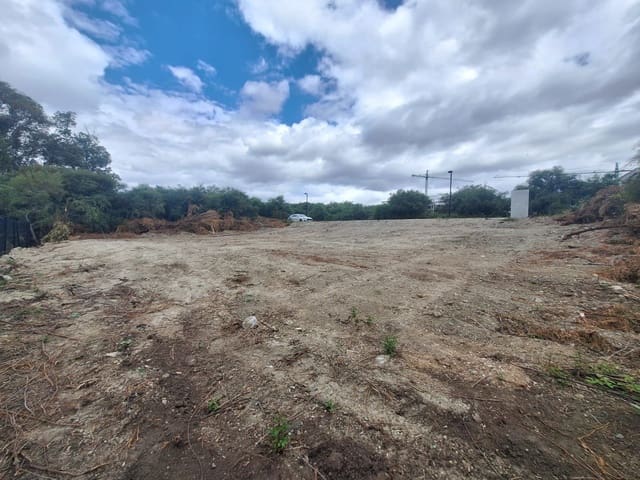 Terrain à Bâtir à vendre à Estepona - 595 000 € (Ref: 9836363)