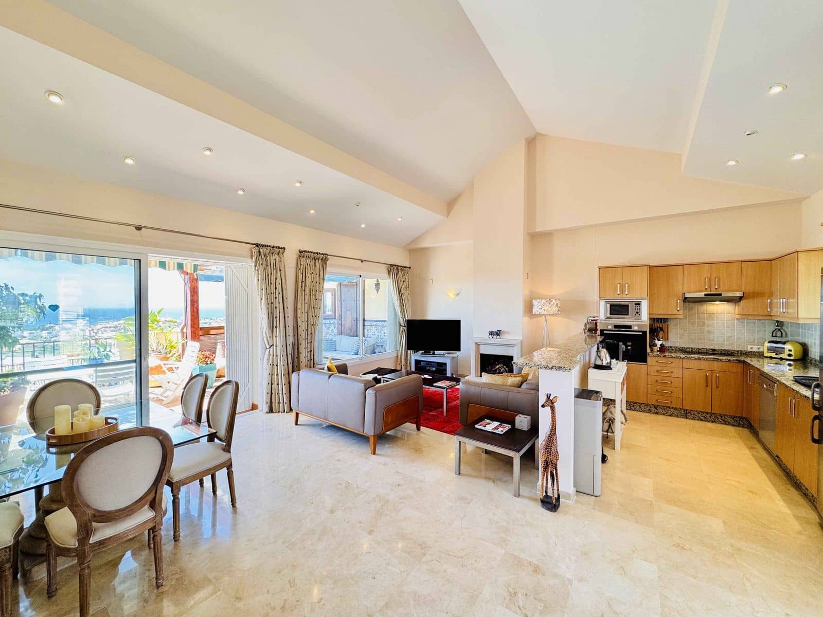 2 bedroom Penthouse for sale in Riviera del Sol - € 499,500 (Ref: 9836365)